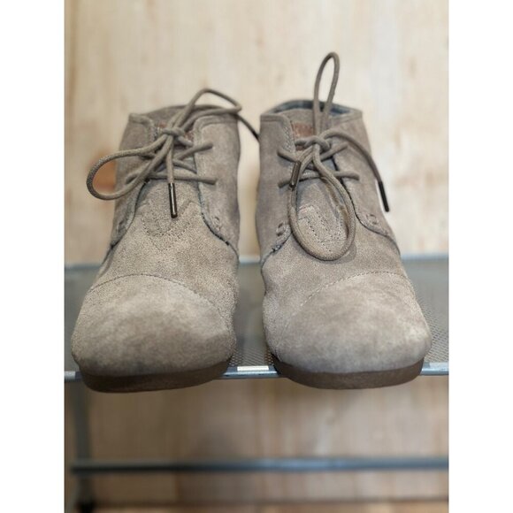 Toms Suede Desert Wedges Ankle Boots Lace-Up Booties Taupe Beige Size Womens 8 - Picture 11 of 16